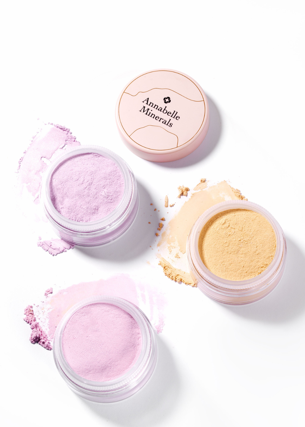 Kolorowe pudry wykończeniowe Annabelle Minerals – Soft Set, Smooth Skin i Light Fix